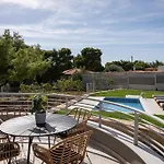 Cavos Boutique Homes * Isthmia