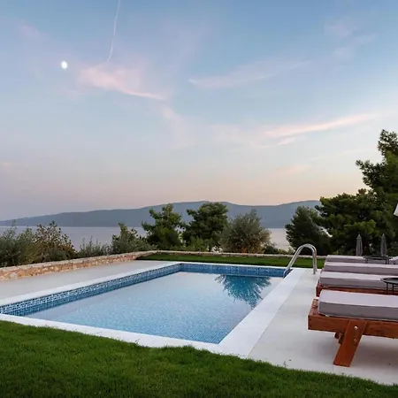 Cavos Boutique Homes