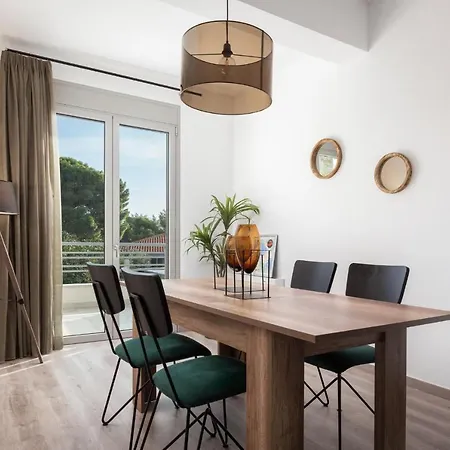 Apartamento Cavos Boutique Homes