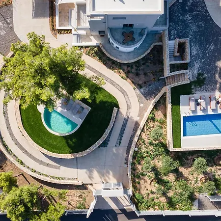 Cavos Boutique Homes Isthmia