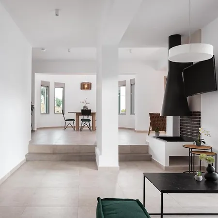 Cavos Boutique Homes Apartment Isthmia