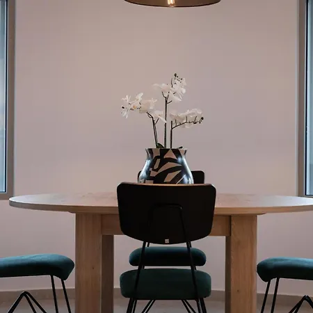 Cavos Boutique Homes Apartment