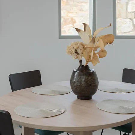 Cavos Boutique Homes *