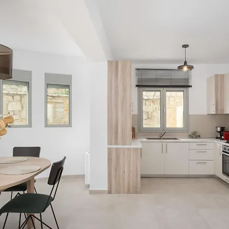شقة Cavos Boutique Homes إسثْمِيا
