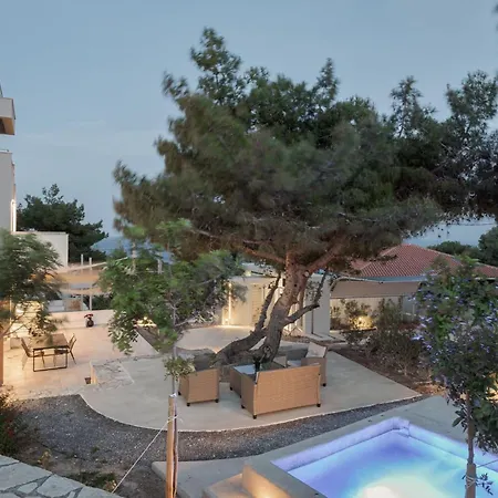 Cavos Boutique Homes Appartement