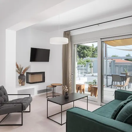 Cavos Boutique Homes *