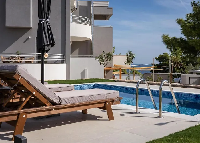 아파트 Cavos Boutique Homes 이스트미아