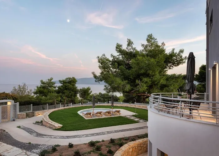 Cavos Boutique Homes 아파트 이스트미아