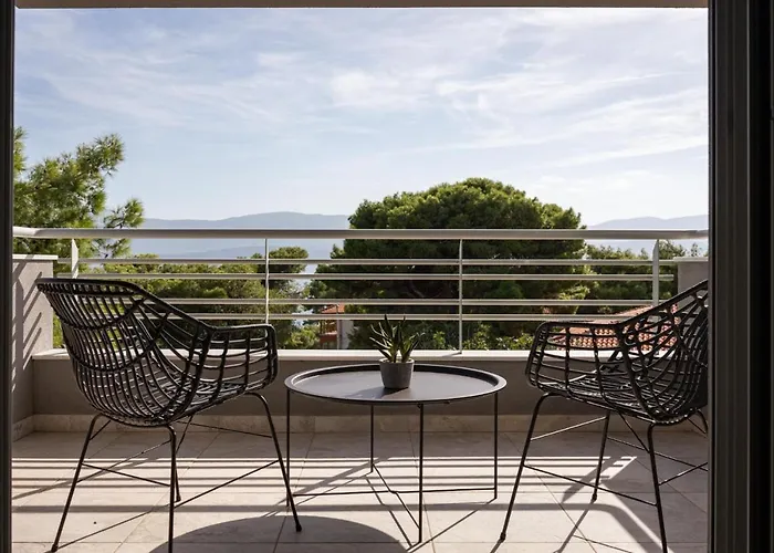 Cavos Boutique Homes شقة إسثْمِيا