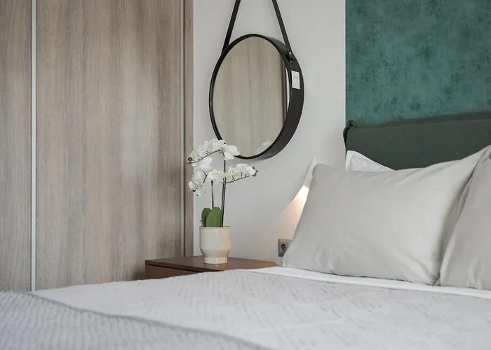 Cavos Boutique Homes إسثْمِيا