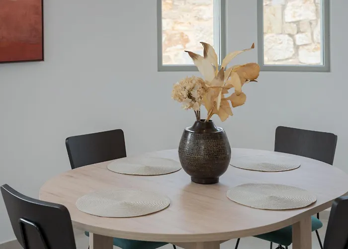 Cavos Boutique Homes *